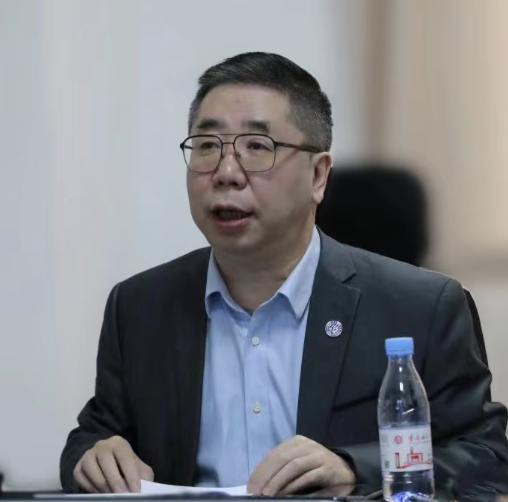 gg999策略手机白菜校校长孟东方教授致欢迎辞。受访单位供图